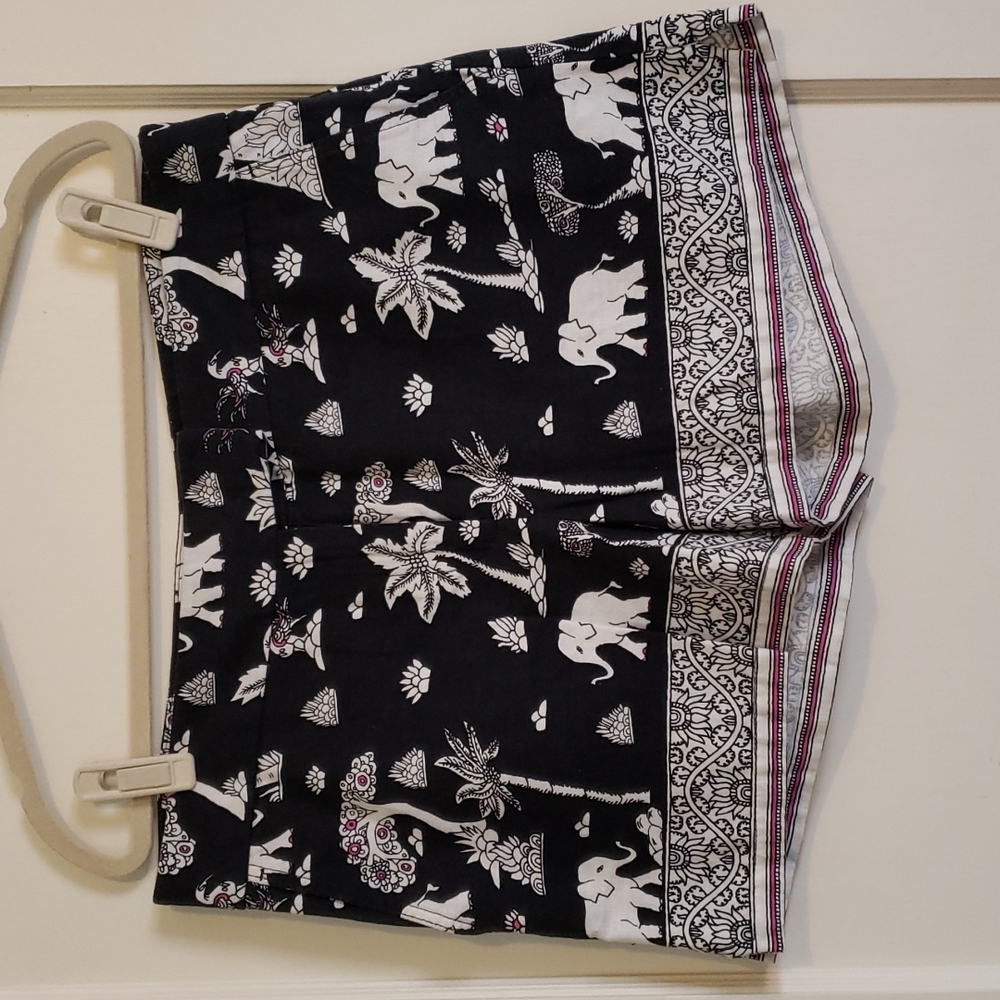 Ann Taylor Loft Riviera Short